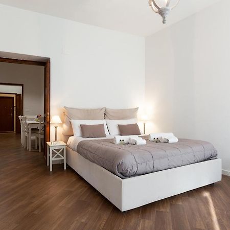 Quattro Canti Charming Flat Palermo Eksteriør billede