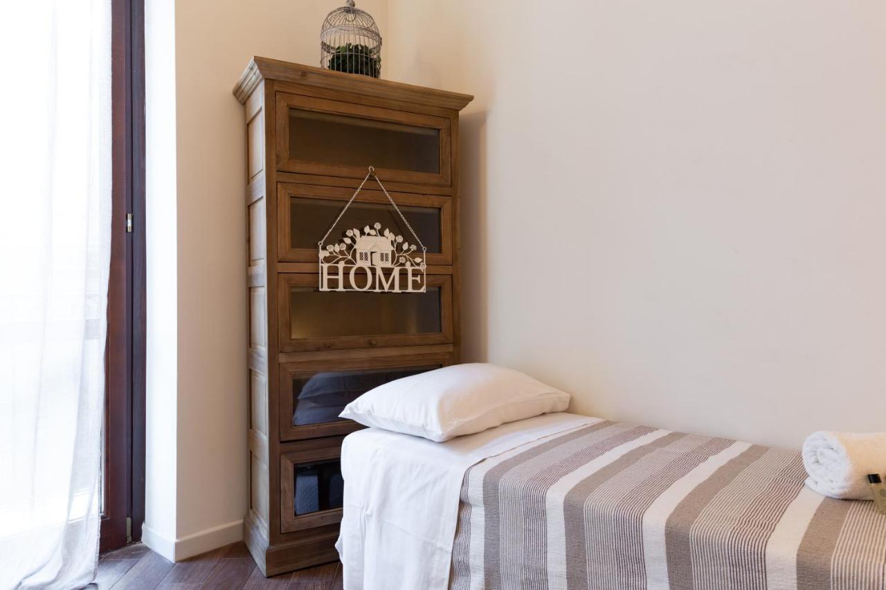Quattro Canti Charming Flat Palermo Eksteriør billede